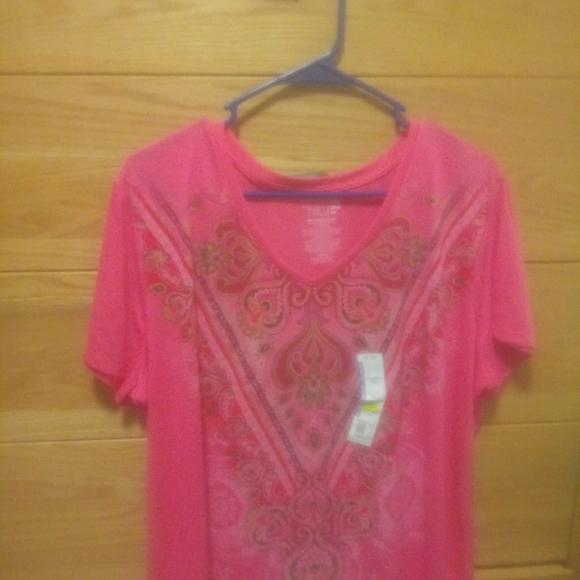 Terra & Sky Tops - T shirt